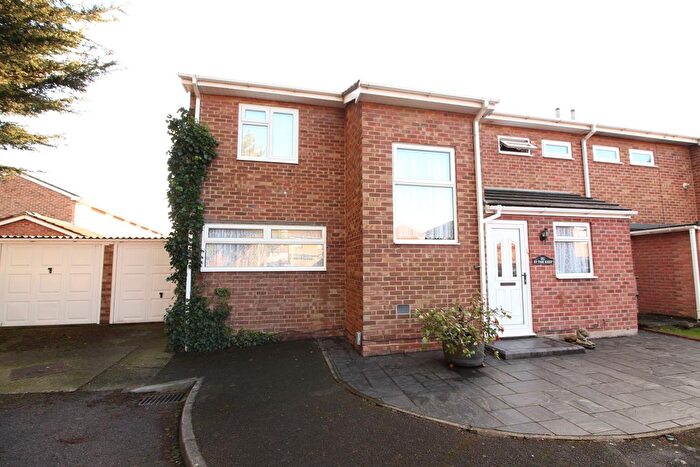 3 Bedroom Semi-Detached House To Rent In The Keep - Gold Sub, Fareham, Hampshire, PO16