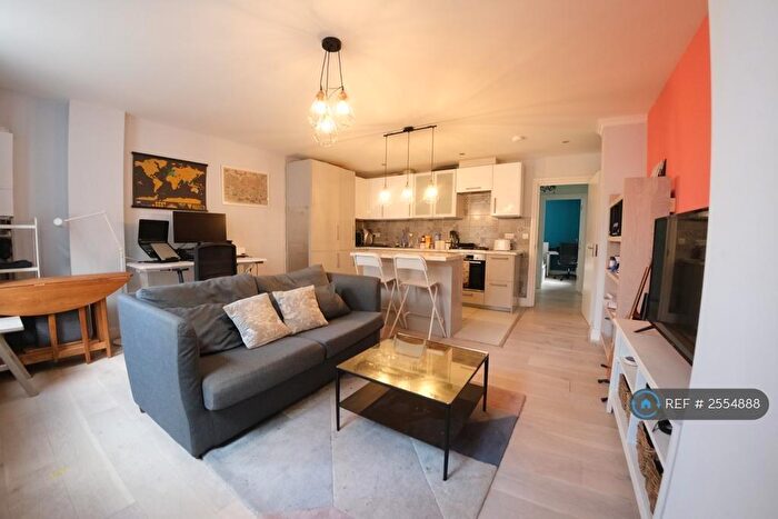 2 Bedroom Flat To Rent In Boulcott Street, London, E1