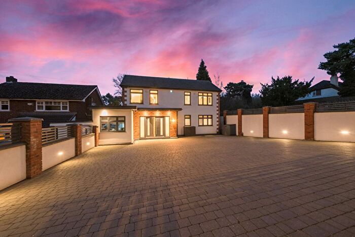 4 Bedroom Detached House For Sale In Lichfield Road, Walsall, WS9