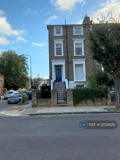 2 Bedroom Flat To Rent In Camden, London, NW1