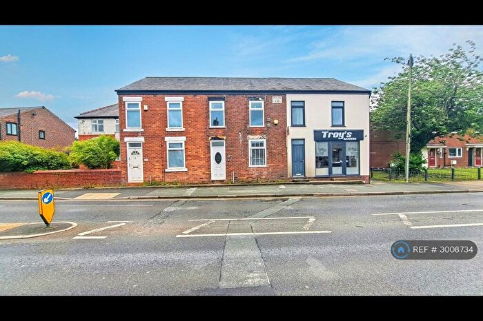 4 Bedroom Terraced House To Rent In Wigan Road, Bolton, BL5