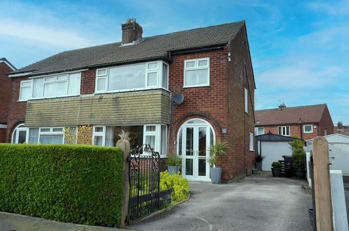 3 Bedroom Semi-Detached House To Rent In Northway, Fulwood, Lancashire, PR2