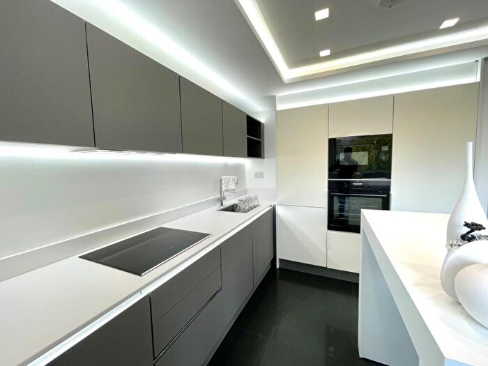 1 Bedroom Flat To Rent In Royal College Street, Camden, NW1