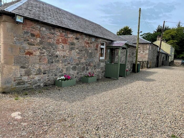 2 Bedroom Cottage To Rent In Baitlaw Farm, Sheildhill Road, Quothquan, ML12