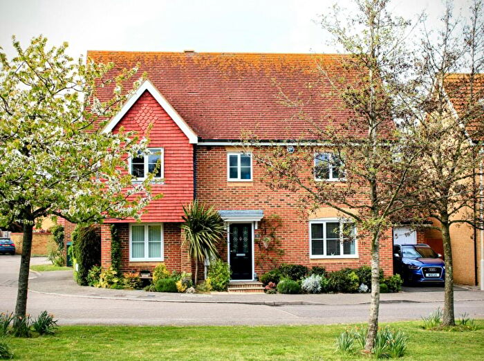 5 Bedroom Detached House For Sale In Collar Makers Green, Ash, Canterbury, CT3