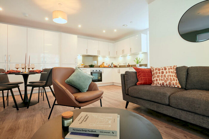 2 Bedroom Apartment To Rent In Fortunes Dock, Canning Town London, E16