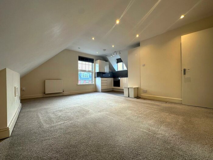 1 Bedroom Flat To Rent In Ridge Road, Crouch End, N8