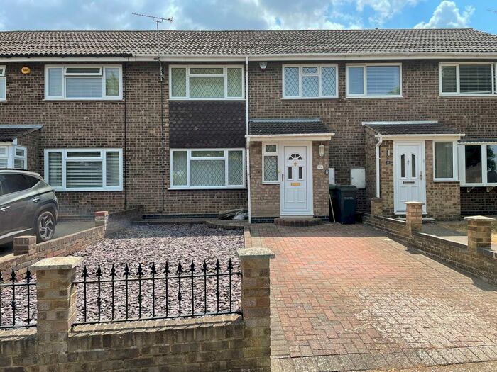 3 Bedroom Town House To Rent In Hillside Gardens, Braintree, Essex, CM7