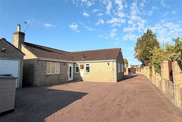 3 Bedroom Detached Bungalow For Sale In Moor Close, Wincanton, Somerset, BA9