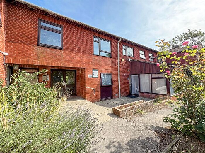 1 Bedroom Flat To Rent In Upper Glen Road, St Leonards, TN37