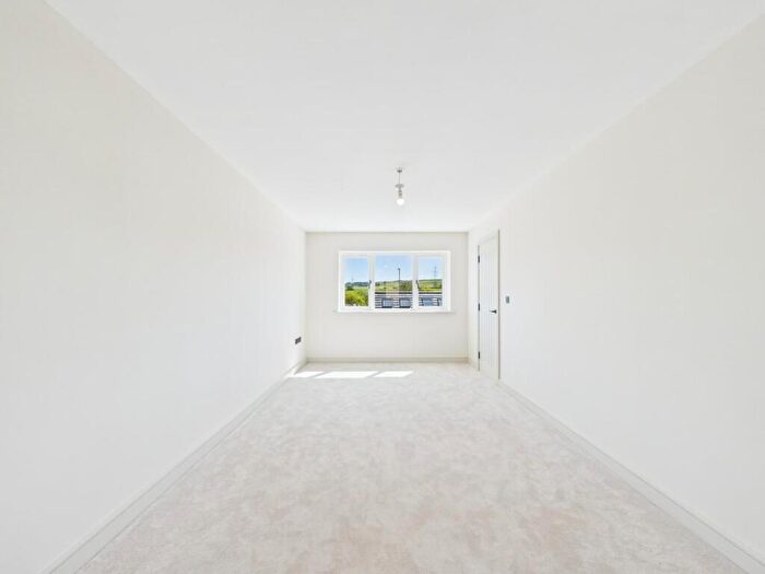 4 Bedroom House To Rent In Thornton Road, Thornton, Bradford, BD13