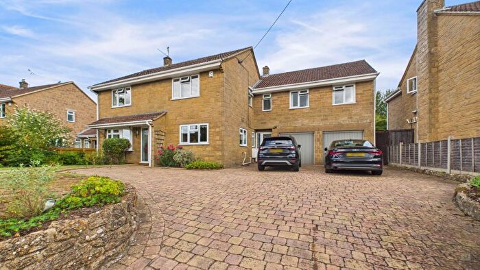 5 Bedroom Property For Sale In Hayes End, South Petherton, TA13