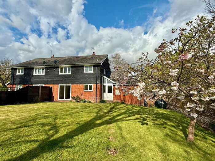 3 Bedroom Semi-Detached House To Rent In Will Hall Farm Cottage, GU34