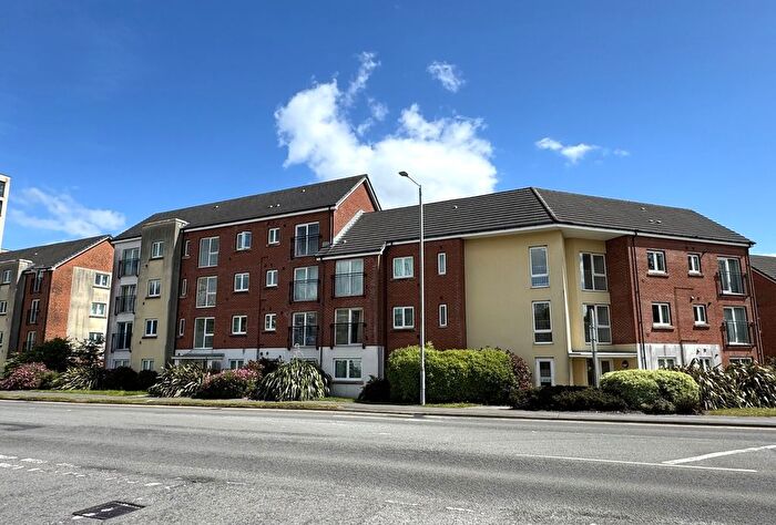 2 Bedroom Flat For Sale In New Cut Road, Swansea, SA1