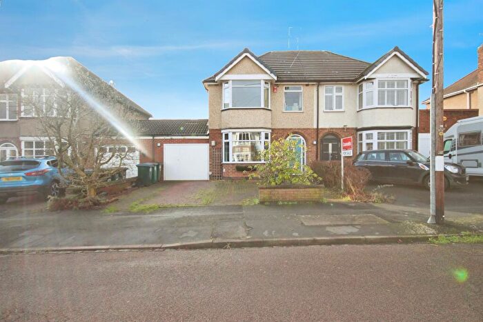 3 Bedroom Semi Detached House For Sale In Arnold Avenue, Coventry, CV3