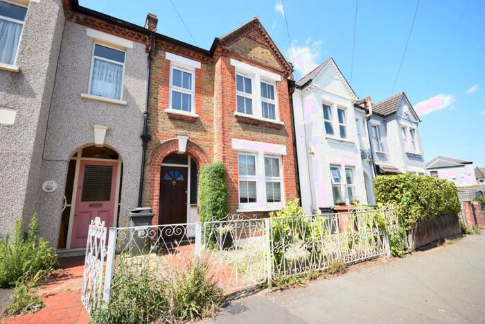 3 Bedroom House To Rent In Adamsrill Road, Sydenham, SE26