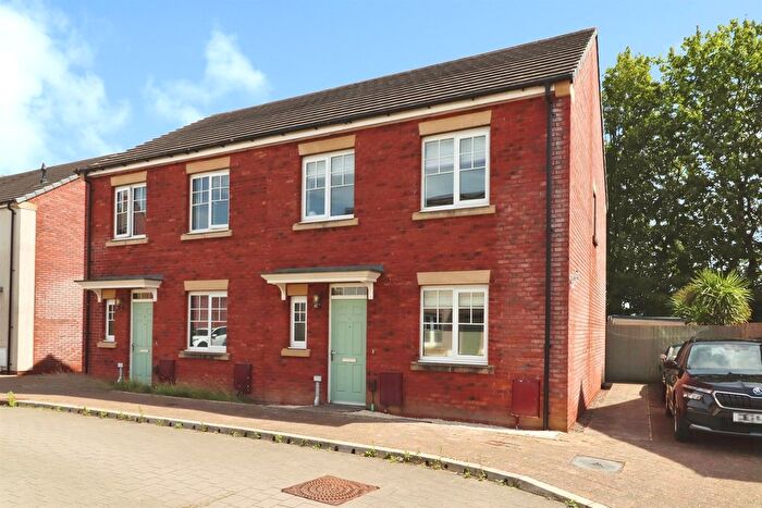 3 Bedroom Semi-Detached House For Sale In Trem Yr Afon, Canton, Cardiff, CF11