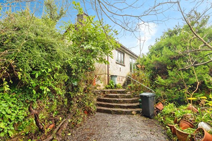 3 Bedroom Bungalow For Sale In Tregenver Lane, Falmouth, TR11
