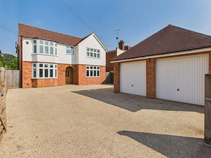 4 Bedroom House For Sale In Park View, Moulton, NN3