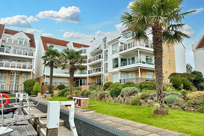 3 Bedroom Flat For Sale In Hamworthy, BH15
