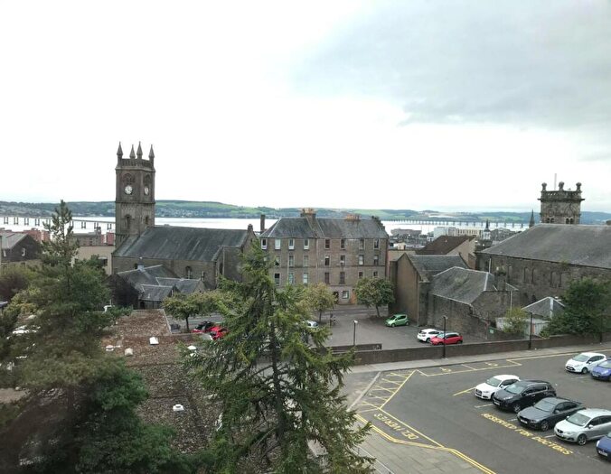 1 Bedroom Flat To Rent In / Lyon Street, Dundee, DD4