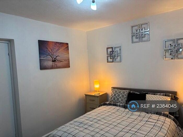 2 Bedroom Flat To Rent In Kincorth Circle, Aberdeen, AB12
