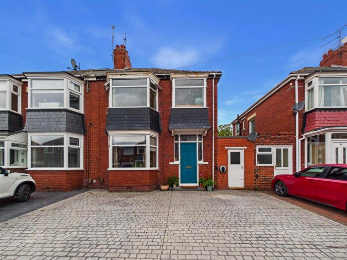3 Bedroom Semi-Detached House For Sale In Seacrest Avenue, Cullercoats, NE30