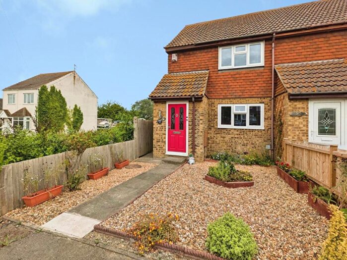 2 Bedroom End Of Terrace House For Sale In Barton Hill Drive, Minster On Sea, Sheerness, Kent, ME12
