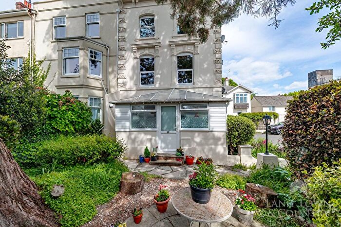 2 Bedroom Flat For Sale In Woodside, Lipson, Plymouth, PL4