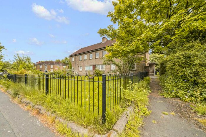 3 Bedroom Flat To Rent In Renfrew Road, Paisley, PA3