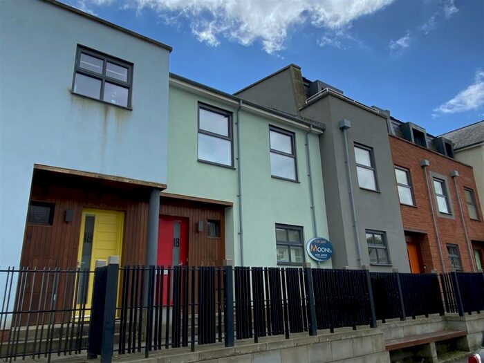 3 Bedroom Terraced House To Rent In Lower Church Street, Chepstow, NP16