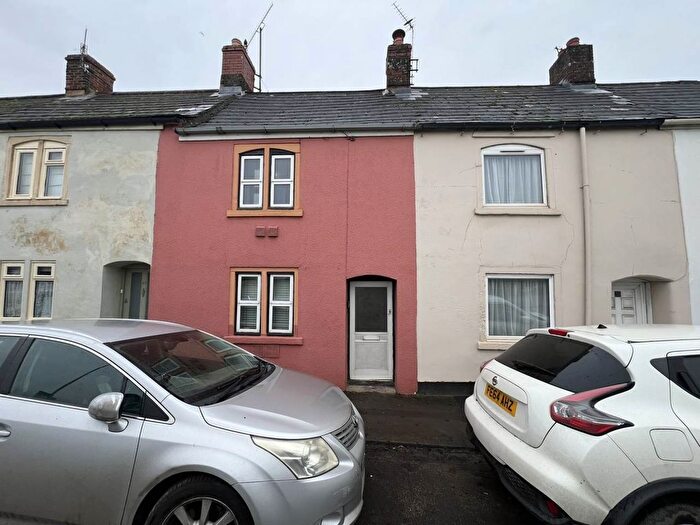 3 Bedroom Property To Rent In Curzon Street, Calne, SN11