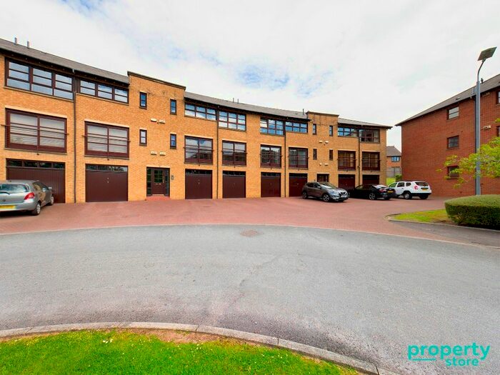 2 Bedroom Flat To Rent In Lymekilns Road, East Kilbride, South Lanarkshire, G74