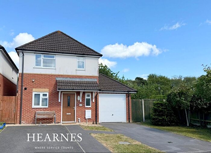 3 Bedroom Detached House For Sale In Tuckers Lane, Hamworthy, Poole, BH15