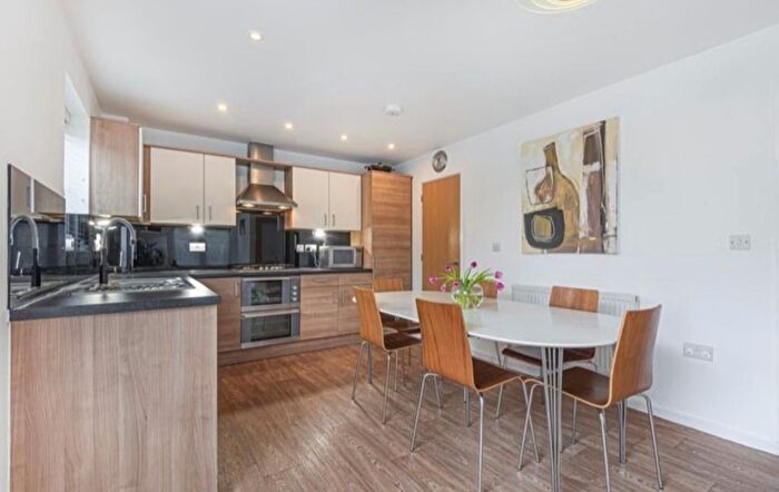 5 Bedroom Detached House To Rent In Henrietta Chase, Chatham, ME4
