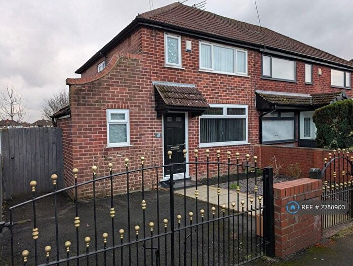 3 Bedroom Semi Detached House To Rent In Annable Road, Manchester, M43