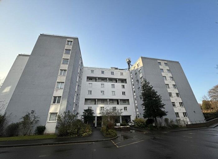 2 Bedroom Flat For Sale In Princes Court, Croxteth Road, Liverpool, L8