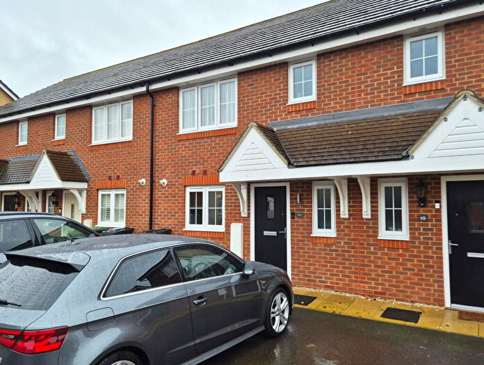 3 Bedroom Terraced House For Sale In Faraday Corner, Shefford, Beds, SG17