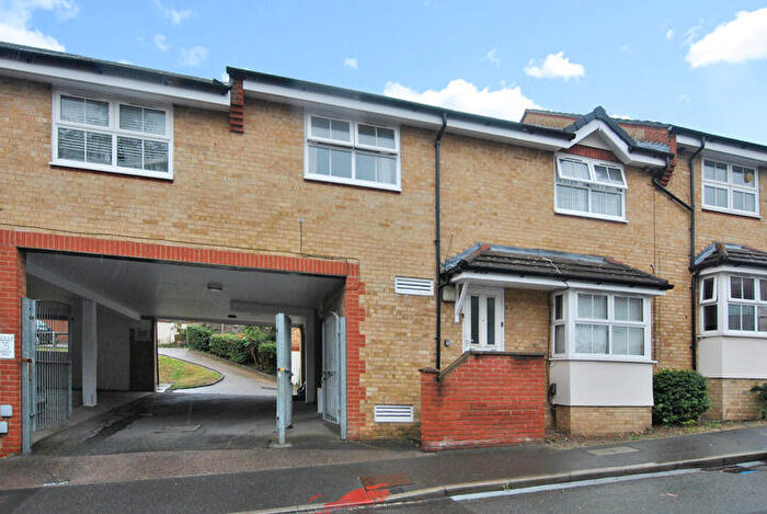 1 Bedroom Apartment For Sale In Gertrude Road, Belvedere, London, DA17