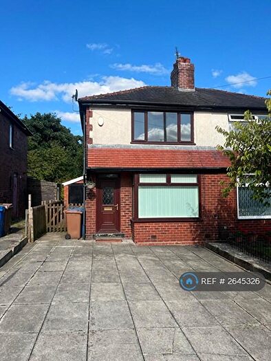 2 Bedroom Semi-Detached House To Rent In Smithybridge Road, Littleborough, OL15