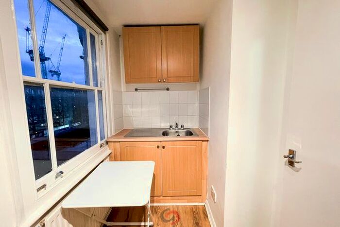 Studio To Rent In Inverness Terrace, London, W2
