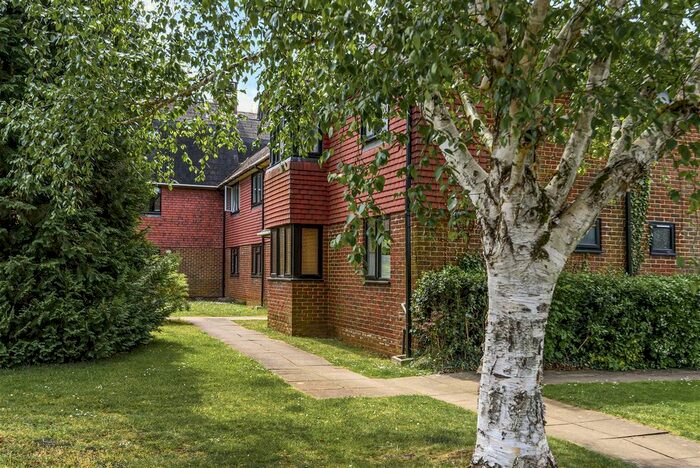 1 Bedroom Flat To Rent In Badgers Cross, Portsmouth Road, Milford, Godalming, GU8