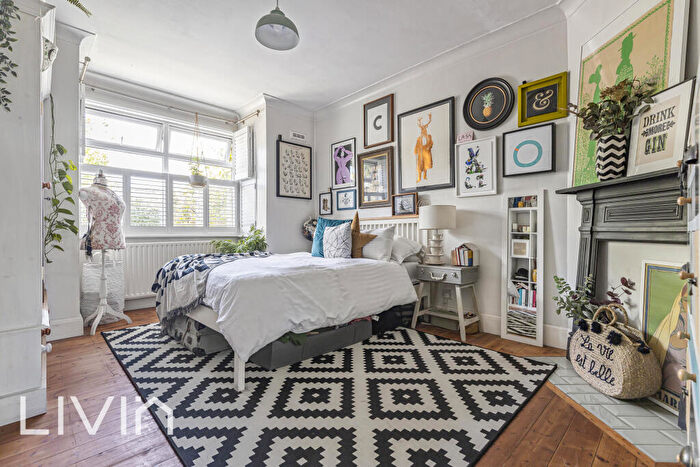1 Bedroom Flat For Sale In Ridsdale Road, Anerley, SE20
