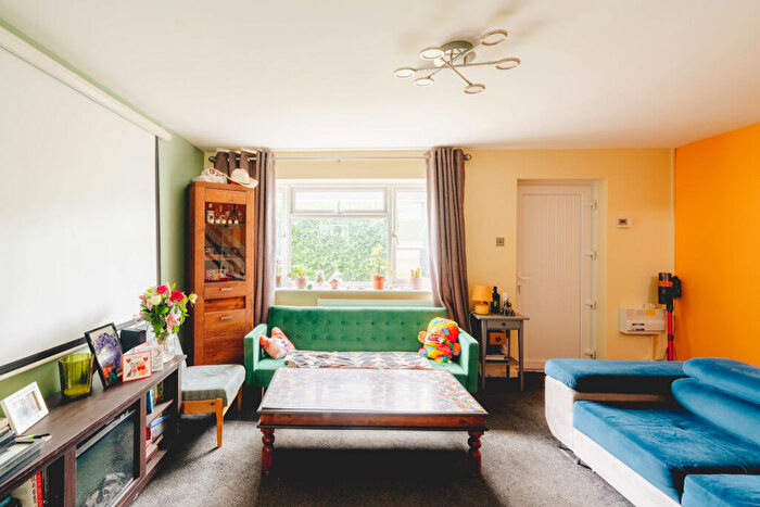 3 Bedroom End Of Terrace House For Sale In Bay Tree Close, Patchway, Bristol, BS34