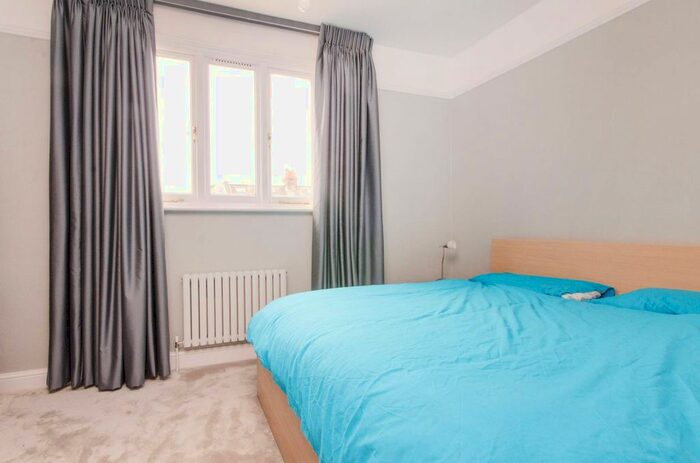 2 Bedroom End Of Terrace House To Rent In Faraday Road, Wimbledon, London, SW19