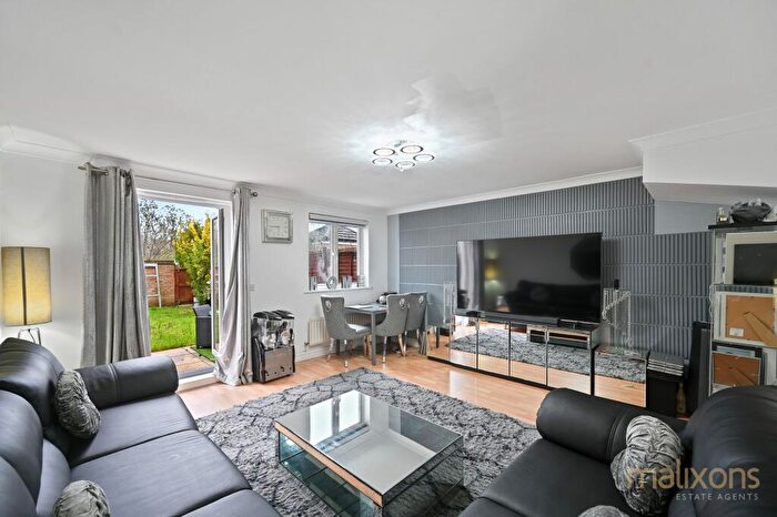 4 Bedroom Terraced House For Sale In Old School Place, Croydon, CR0