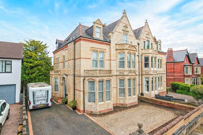 7 Bedroom Semi-Detached House For Sale In Plymouth Road, Penarth, CF64