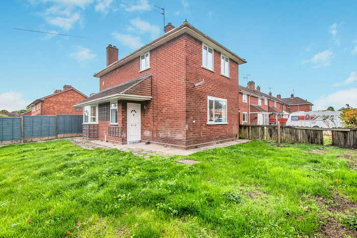 3 Bedroom End Of Terrace House To Rent In Bernard Road, Tipton, West Midlands, DY4