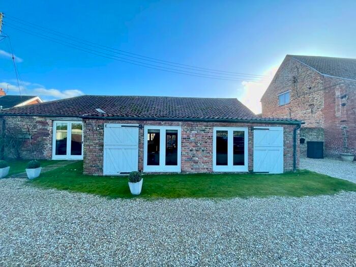 5 Bedroom Detached Bungalow For Sale In Lincoln Road, Welton Le Wold, Louth, LN11