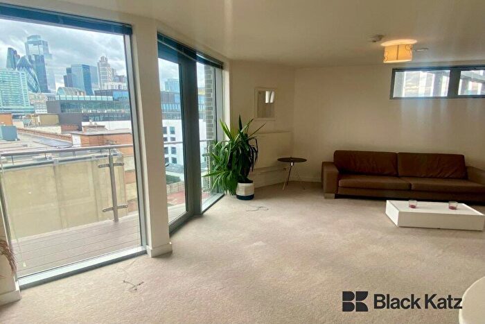 2 Bedroom Flat To Rent In Plumbers Row, Aldgate, E1